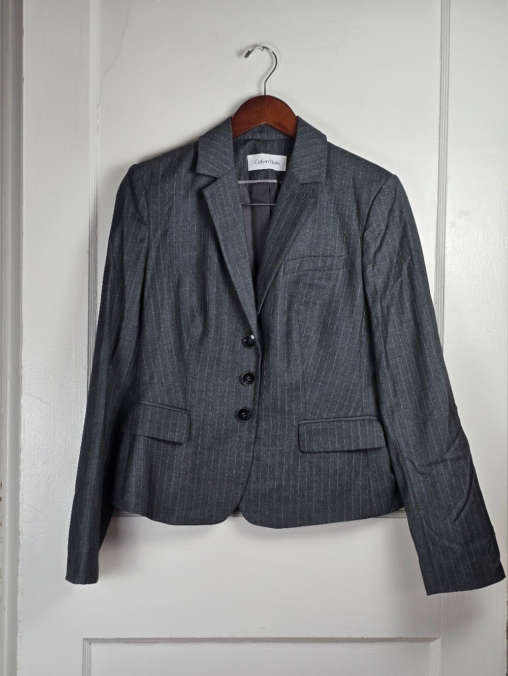 Calvin Klein Grey Pinstripe Classic Three Button Blazer 8